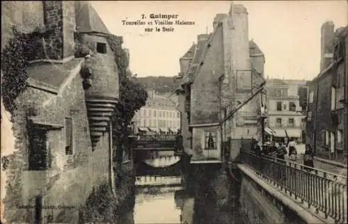 Ak Quimper Finistère, Altstadtansicht, Brücke, Kanal, alte Gebäude