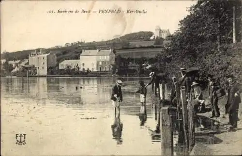 Ak Brest Finistère, Landschaft bei  Wasserlandschaft, Menschen am Ufer