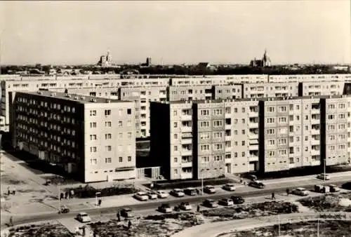 Ak Knieper-West Stralsund in Vorpommern, Neuer Stadtteil Knieper-West III, Silhouette der Altstad