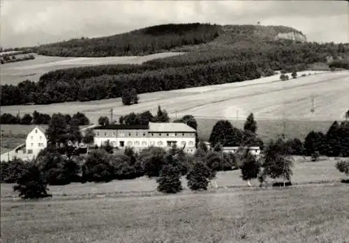 Ak  Walthersdorf Crottendorf im Erzgebirge, Ferienheim, VEB Zentralwerkstatt Regis, Landschaft, B