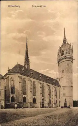 Ak Lutherstadt Wittenberg, Schlosskirche, s Gebäude, Türme, alte Architektur