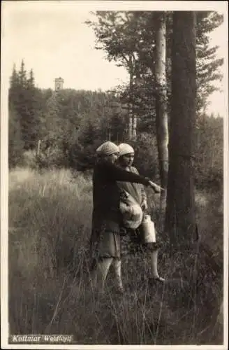 Ak Kottmar in der Oberlausitz, Zwei Frauen im Wald, Waldidyll