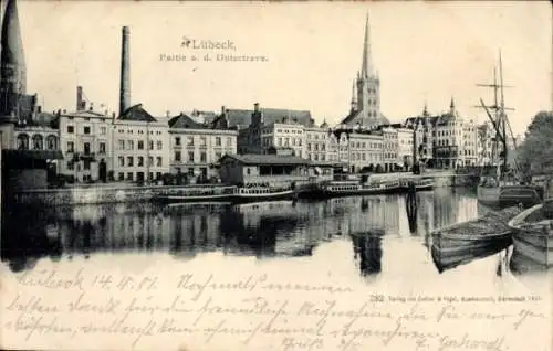 Ak Hansestadt Lübeck,  Partien ans Wasser, Stadtansicht mit Türmen und Häusern
