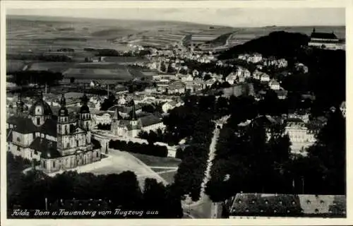 Ak Fulda in Hessen, Stadtansicht von  Dom, Frauenberg, Flugzeugaufnahme