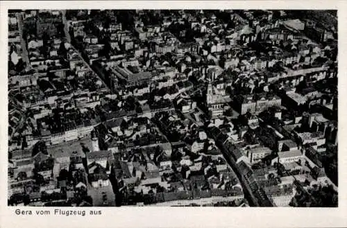 Ak Gera in Thüringen, Luftaufnahme von  Schwarz-Weiß, Stadtansicht, Flugzeugaufnahme