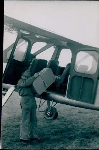 Foto Flugzeug, Passagierflugzeug, Beladung