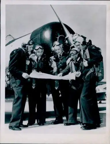 Foto Five Nations in Flying Team, Steinar Wang, Andre Maes, Norman Monaasen, Frank Van der Vinght