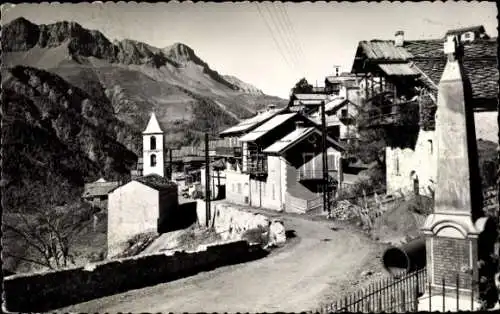 Ak Saint Véran Hautes Alpes, Village, Crete de la Combe Arnaude