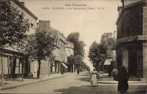 Ak Dinard Ille et Vilaine, Le Boulevard Feart