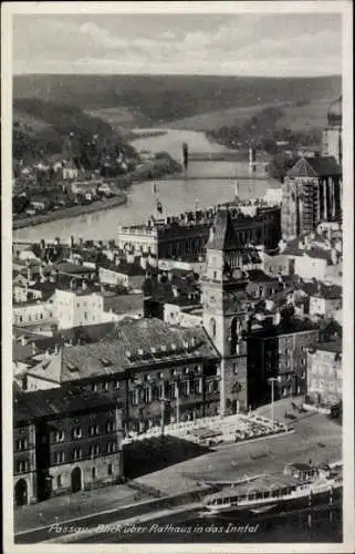Ak Passau in Niederbayern, Blick über Rathaus, Inntal, Stadtansicht, Fluss