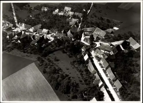 Ak Thalmässing in Mittelfranken, Das Bild zeigt ein schwarz-weiß Luftbild von Thalmässing.