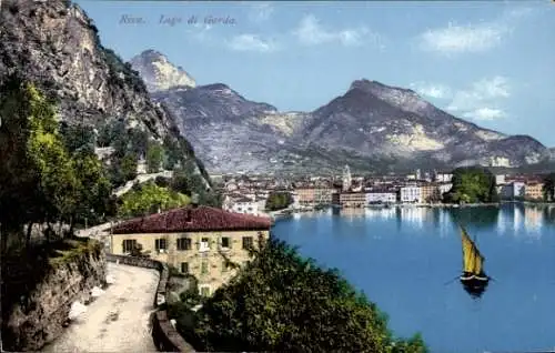 Ak Riva del Garda Trentino, Weg zur Stadt