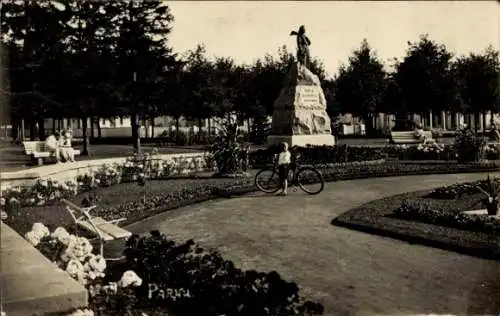 Ak Estland, Parkanlage, Denkmal