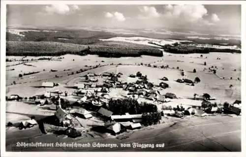 Ak Höchenschwand im Schwarzwald, Höhenluftkurort Höchenschwand Schwarzw. vom Flugzeug aus