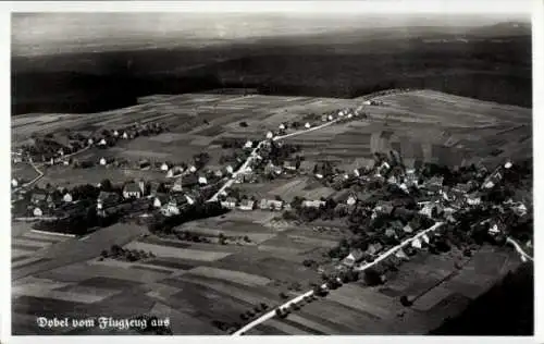 Ak Dobel im Schwarzwald, Luftaufnahme von  Felder und Häuser, Text: "Dobel vom Flugzeug aus"