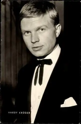 Ak Schauspieler Hardy Krüger, Portrait