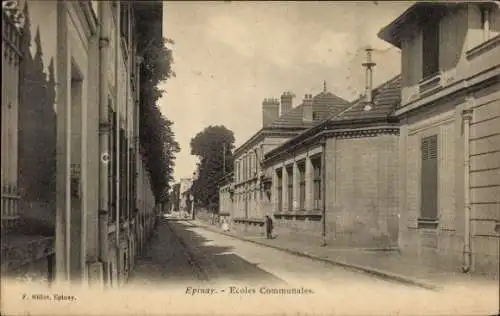 Ak Epinay sur Seine Seine Saint Denis,  Ecoles Communales, Straßenansicht, Gebäude
