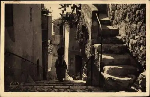 Ak Èze Alpes Maritimes, une vieille Rue du Village