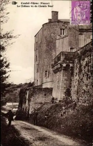 Ak Couhé Vérac Vienne, Chateau vu du Chemin Neuf