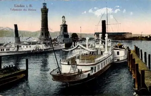 Ak Lindau am Bodensee Schwaben, Dampfschiffe im Hafen
