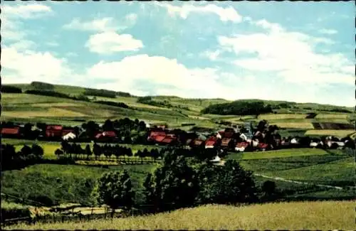 Ak Lüdenhausen Kalletal in Lippe, Landschaftsbild mit Feldern, Hügeln und rot gedeckten Häusern