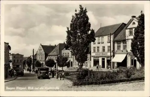 Ak Bergen auf Rügen, Rugard, Marktstraße, Häuserzeile, August Kramer
