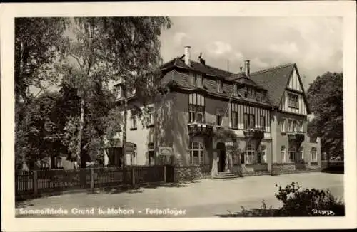 Ak Grund Mohorn Wilsdruff Sachsen, Sommerfrische Grund b.  Ferlenlager, Gebäude, Bäume