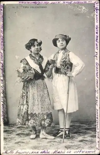 Ak Valencia, Menschen in spanischen Volkstrachten