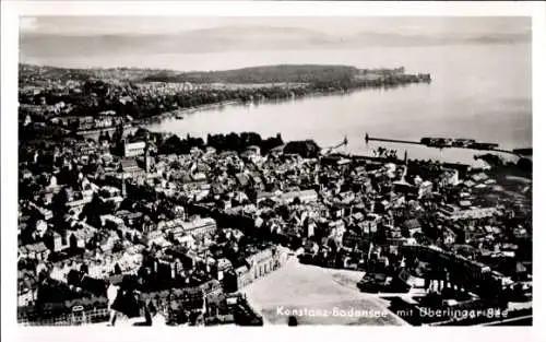 Ak Konstanz am Bodensee, Luftaufnahme von  Stadtansicht, Hafen, Landschaft