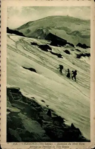 Ak Chamonix Mont Blanc Haute Savoie, Bergsteiger auf dem Weg zum Mont Blanc, Ankunft am Pavill...