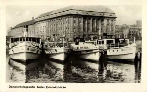 Ak Berlin Mitte, Dampferanlegestelle Jannowitzbrücke