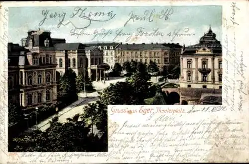 Ak Cheb Eger Reg. Karlsbad, Blick auf den Theaterplatz, Häuser, Straße