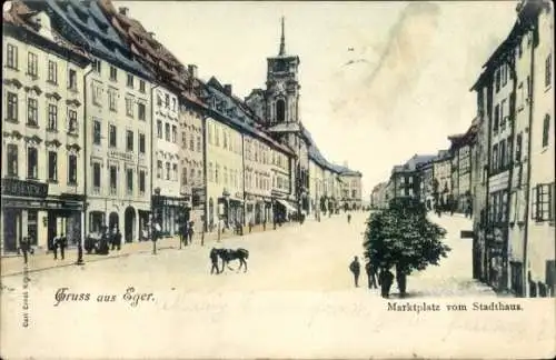 Ak Cheb Eger Region Karlsbad, Marktplatz vom Stadthaus