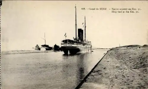 Ak Suez Ägypten, Schiff am  amkm 31, foto,  Darstellung