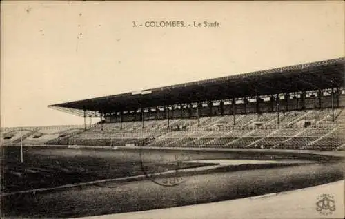 Ak Colombes Hauts de Seine, Le Stade