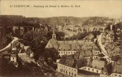 Ak Luxemburg Luxembourg, Ansicht von Faubourg du Grund, Rochers du Bock, historische Architektur