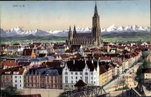 Ak Ulm an der Donau, Stadtansicht, Ulmer Münster, Alpen im Hintergrund, historischer Stil