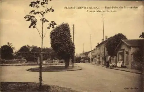 Ak Le Plessis Trévise Val-de-Marne, Rond-Point des Marronniers, Avenue Maurice Bertreaux