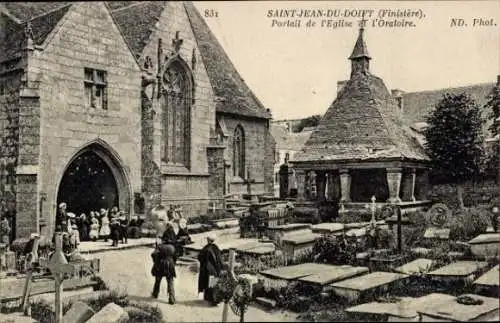 Ak Saint Jean du Doift Finistère, Portail de l'Eglise et l'Oratorie