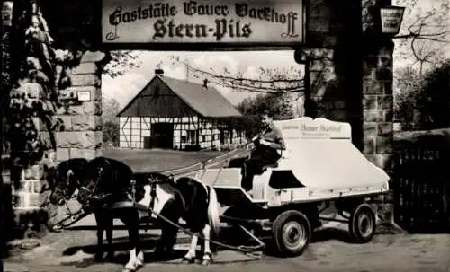 Ak Essen im Ruhrgebiet, Bauer Barkhoff an der Margaretenhöhe, Stern Pils, Pferdegespann