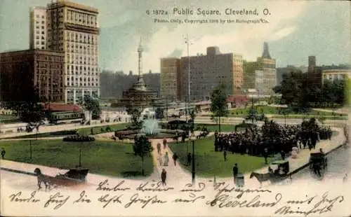 Ak Cleveland Ohio USA, Öffentlicher Platz,  Brunnen, Menschenmenge, Stadtansicht, farbig