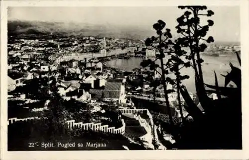 Ak Split Kroatien, Stadtansicht von  Blick auf Marjana, schwarz-weiß, alte Architektur