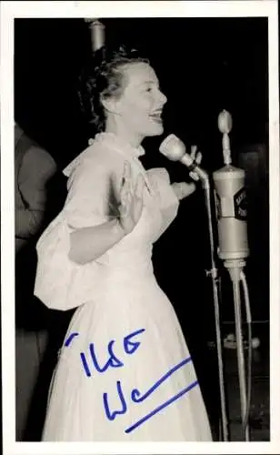 Ak Sängerin Ilse Werner, Portrait, Autogramm