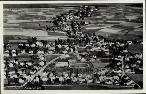 Ak Lauter Bernsbach im Erzgebirge Sachsen, Luftaufnahme, Stadtansicht, Felder, Wohnhäuser, Wälder
