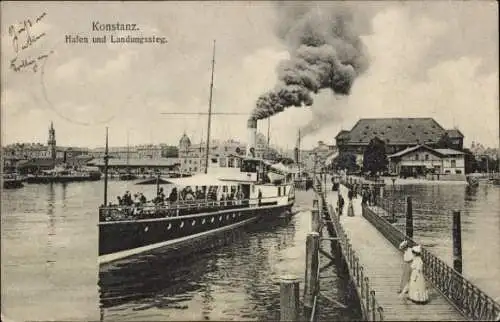 Ak Konstanz am Bodensee,  Hafen, Landungssteg, Dampfschiff, Gebäude im Hintergrund