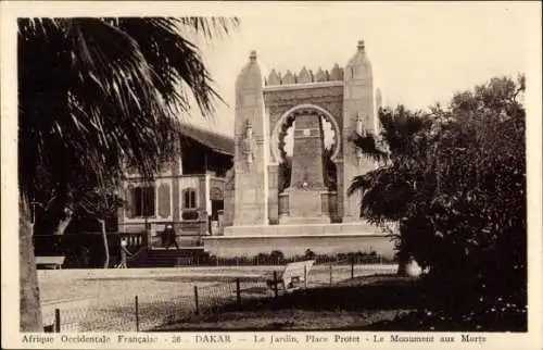Ak Dakar Senegal, Monument aux Morts, Jardin, Platz Protet, afrikanische Architektur