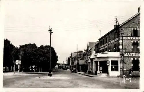 Ak Pornichet Loire Atlantique, Hotel des Princes, Boulevard de la République, Straßenansicht, Alt