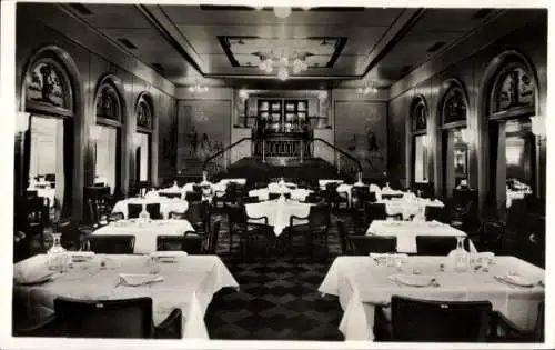 Ak Norddeutscher Lloyd Bremen, Schnelldampfer Europa, Speisesaal II. Klasse, Innenansicht
