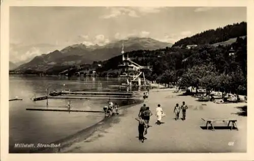 Ak Millstatt am See Kärnten, Strandbad, See, Berge, Menschen am Wasser,1. Hälfte 20. Jahrhundert