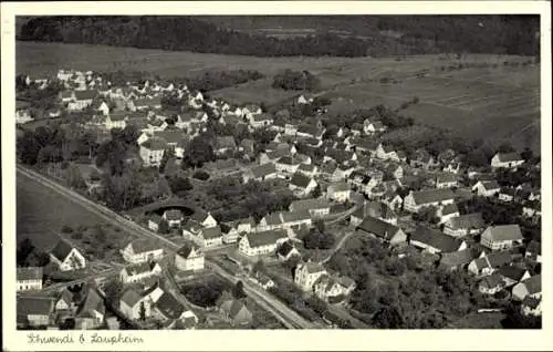Ak Schwendi in Oberschwaben, Luftaufnahme von Schwendi und Laupheim, Vielzahl von Häusern, ländli
